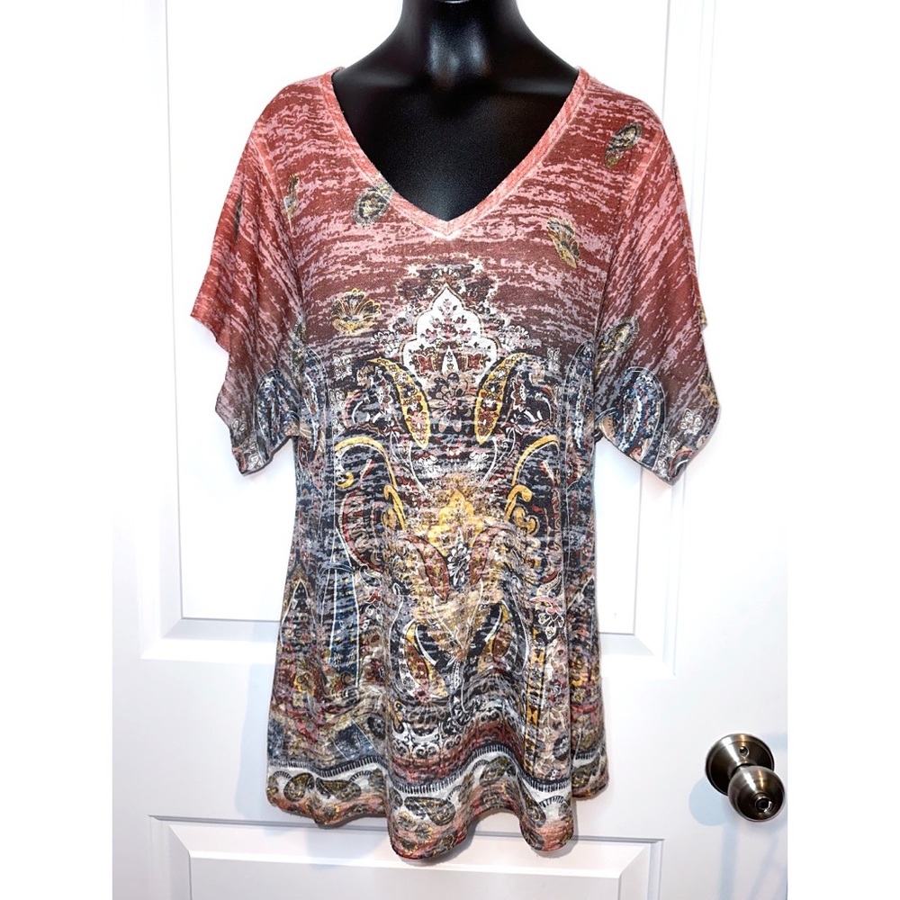 Maurice’s burnout tee